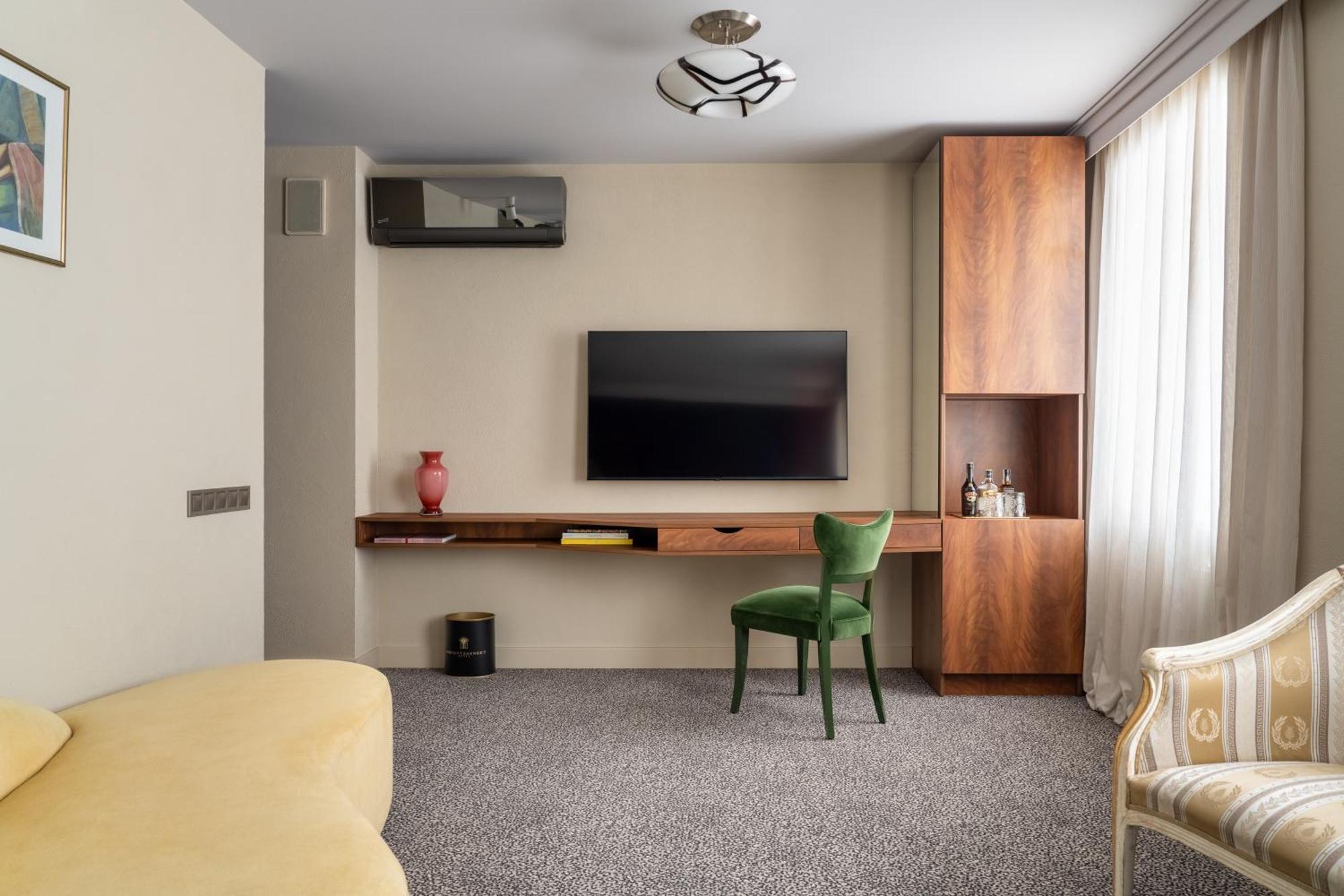 Vozdvyzhensky Boutique Hotel